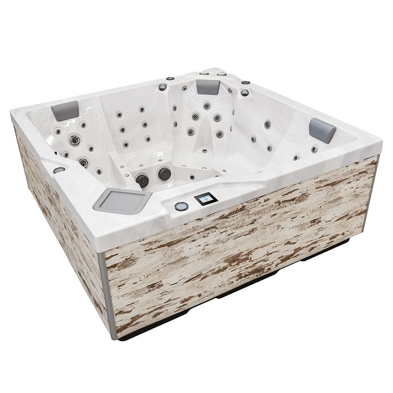 Outdoor Whirlpool PEarl